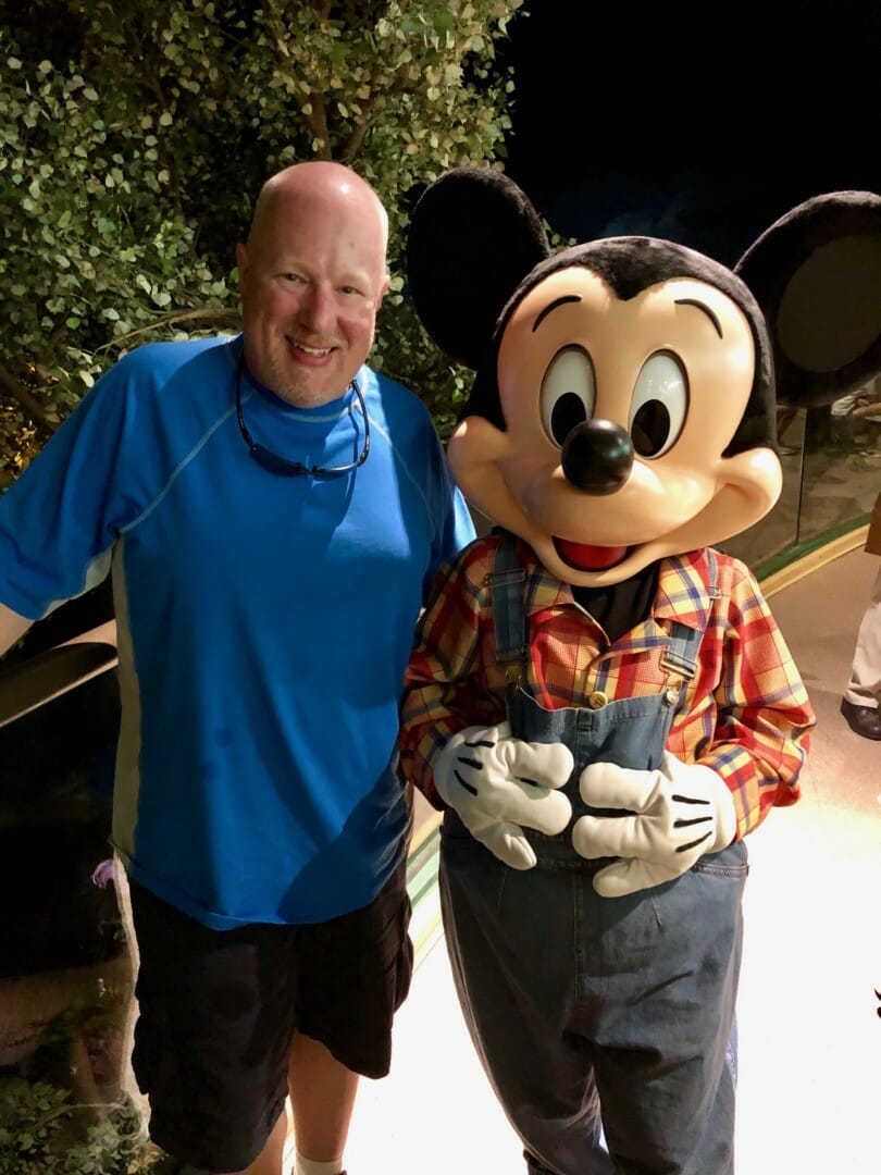 Travis Smith Key To The World Travel