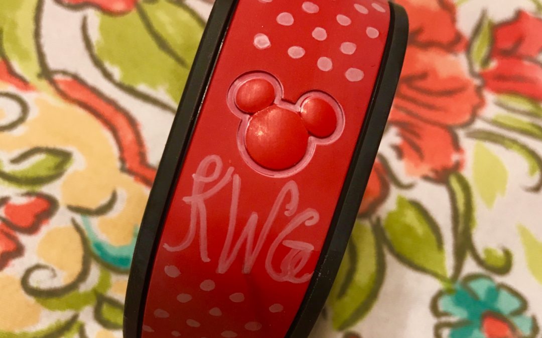 Easy Ideas for Decorating Your MagicBand