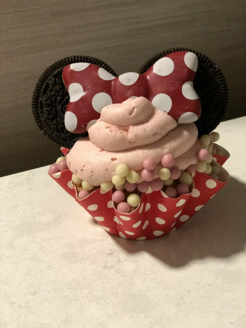 Snack Credit - Minnie Cupcake