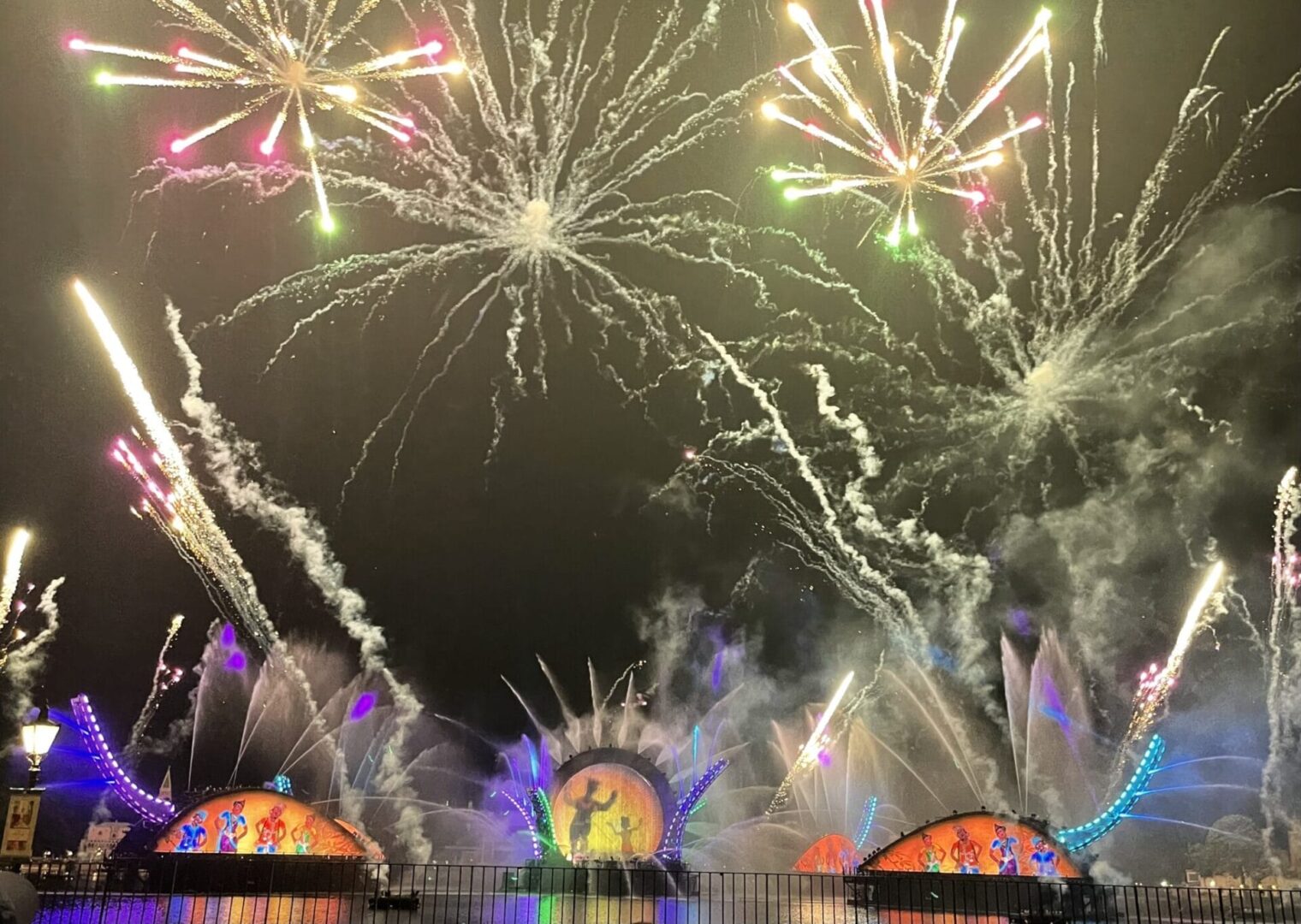 Complete Guide to EPCOT