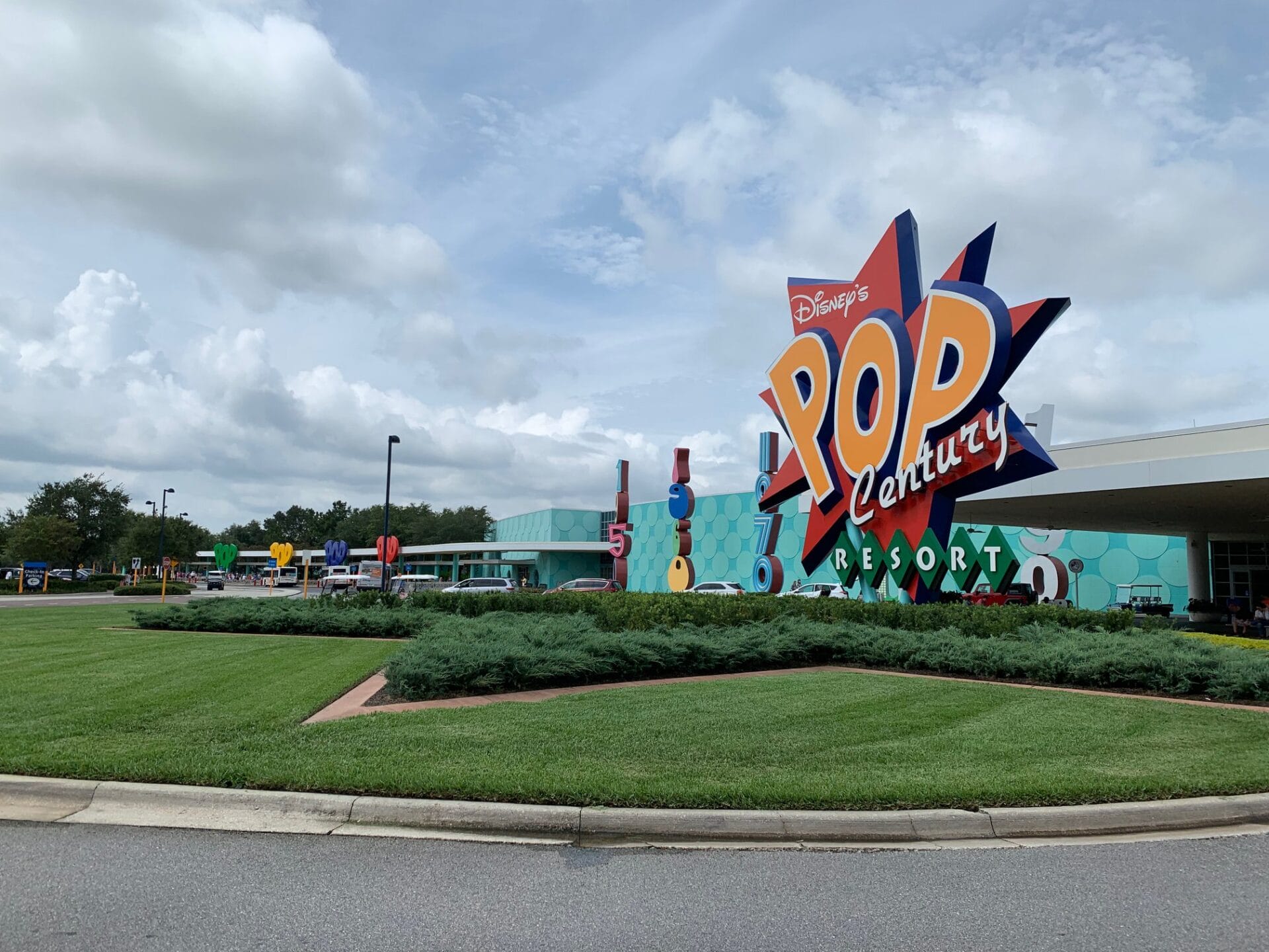 Disney's Pop Century Resort - Key To The World Travel