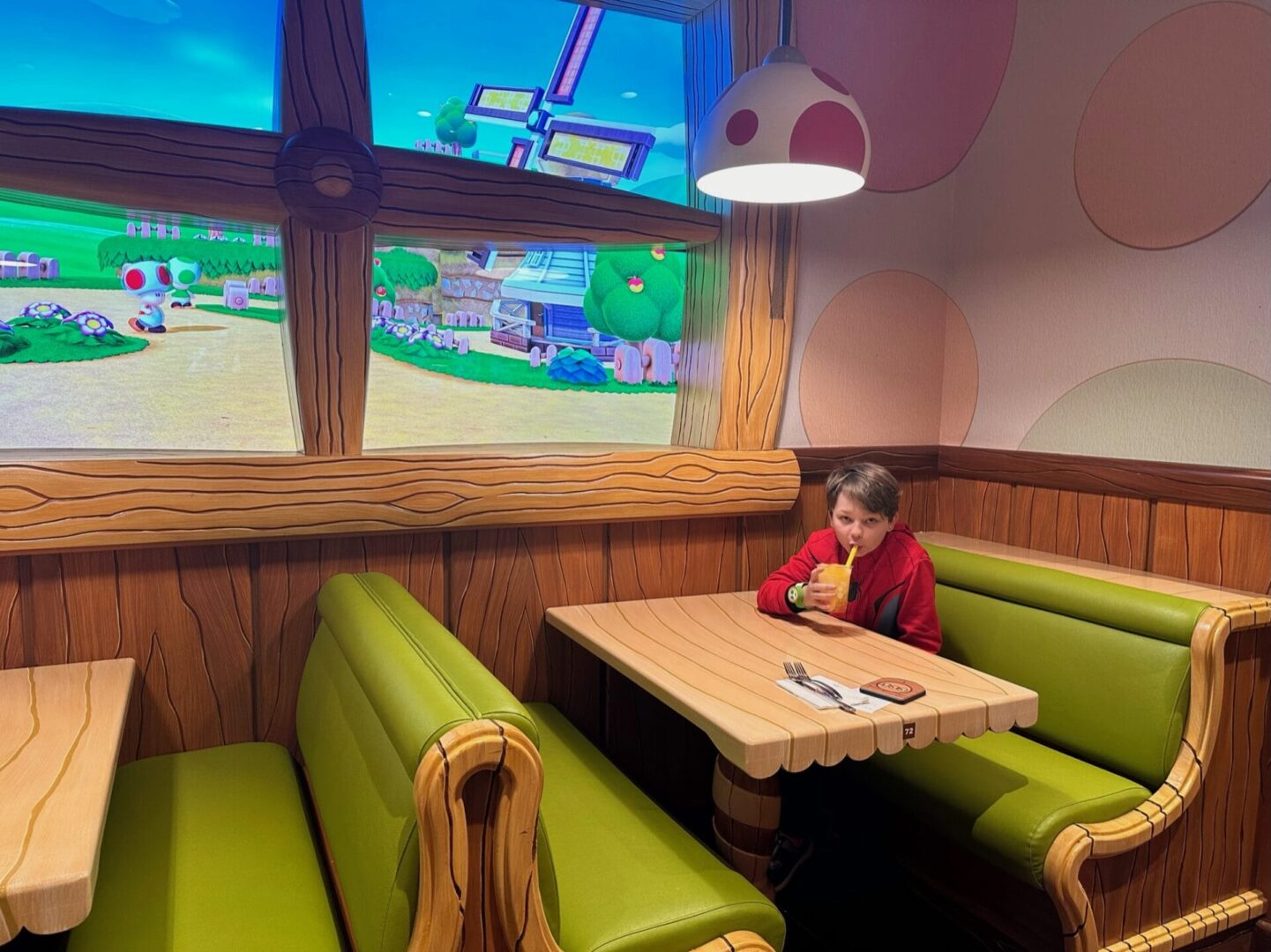 Super Nintendo World Super Mushroom Accent Mat main image 1