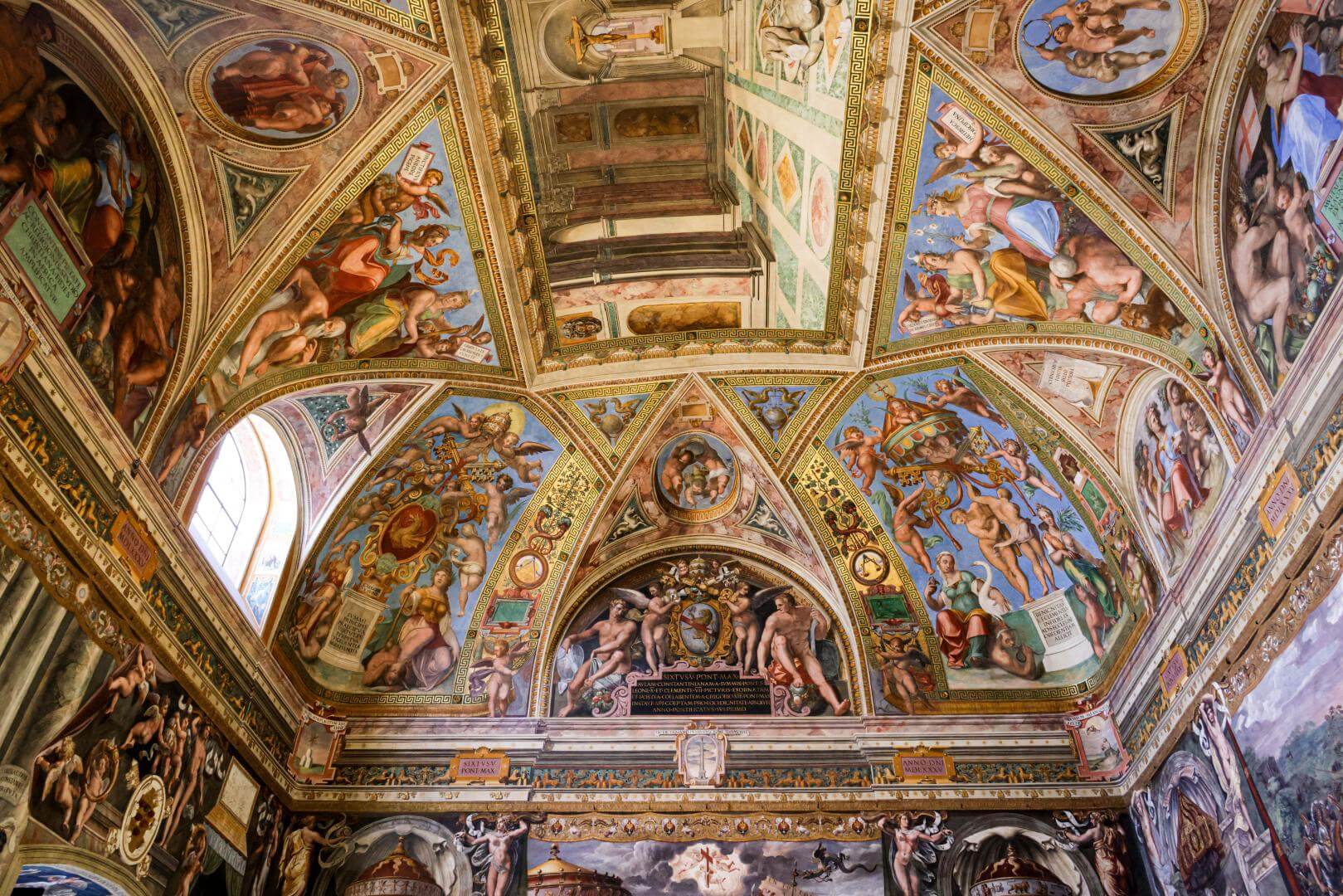 Europe attraction sistine chapel