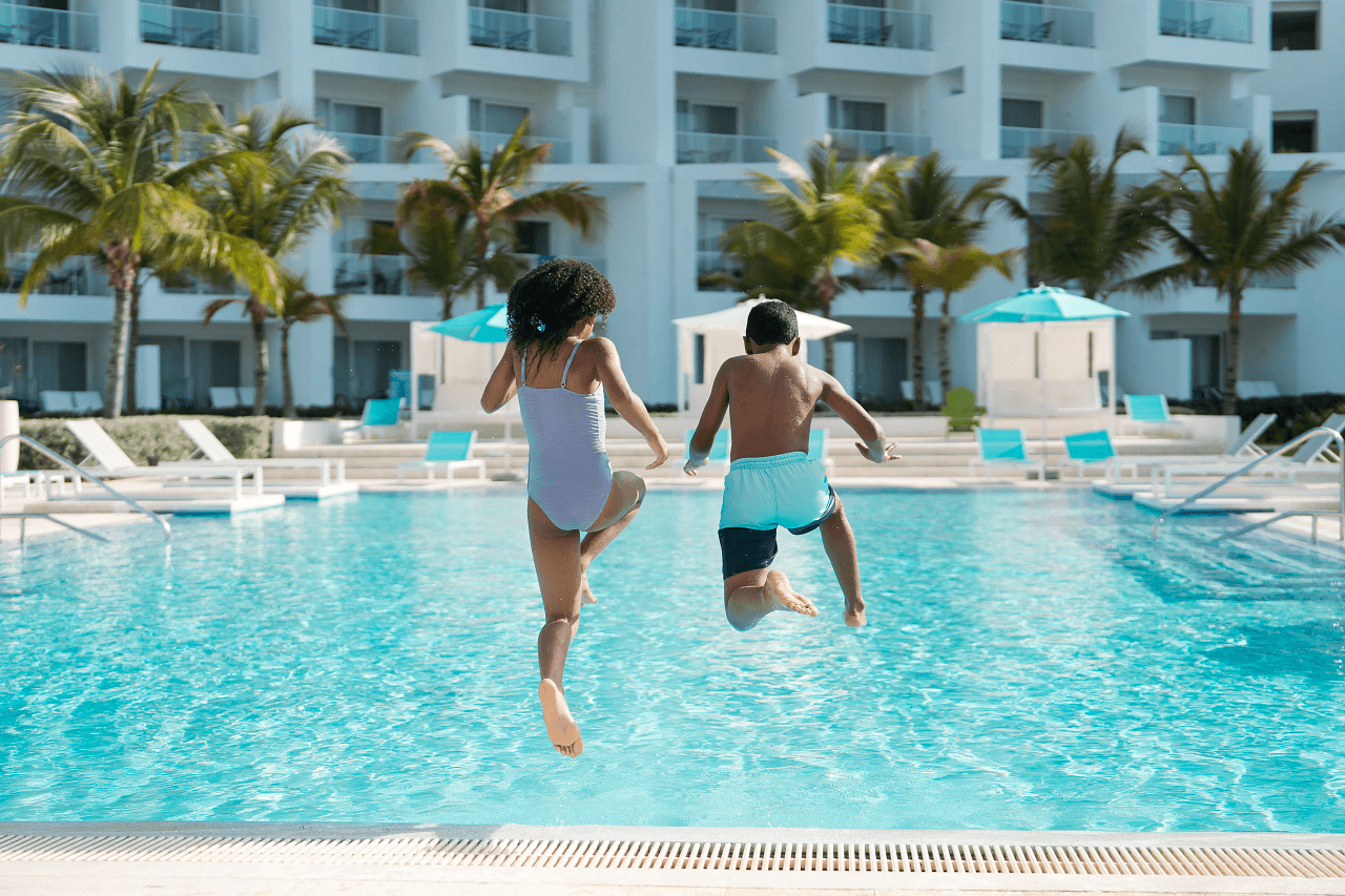 dreams resort kids pool